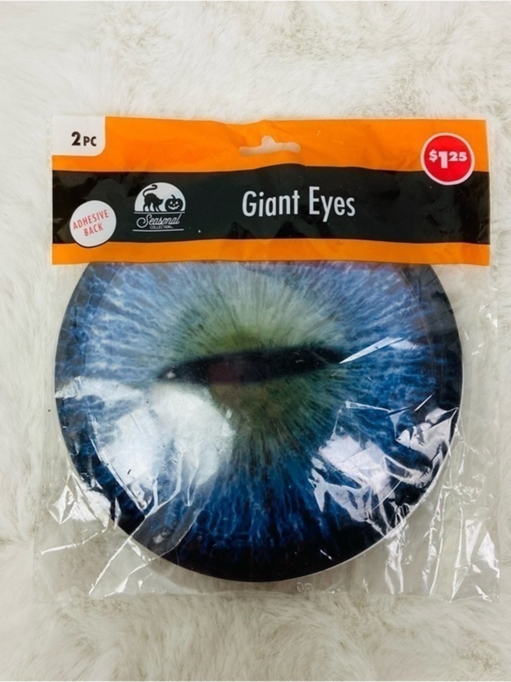 NWT seasonal decor Halloween Blue Giant Eyes Decorative Accent (2 pc)